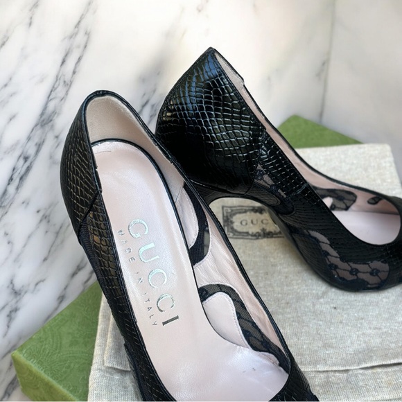 Black Gucci Python Embossed Pumps - Picture 6 of 7